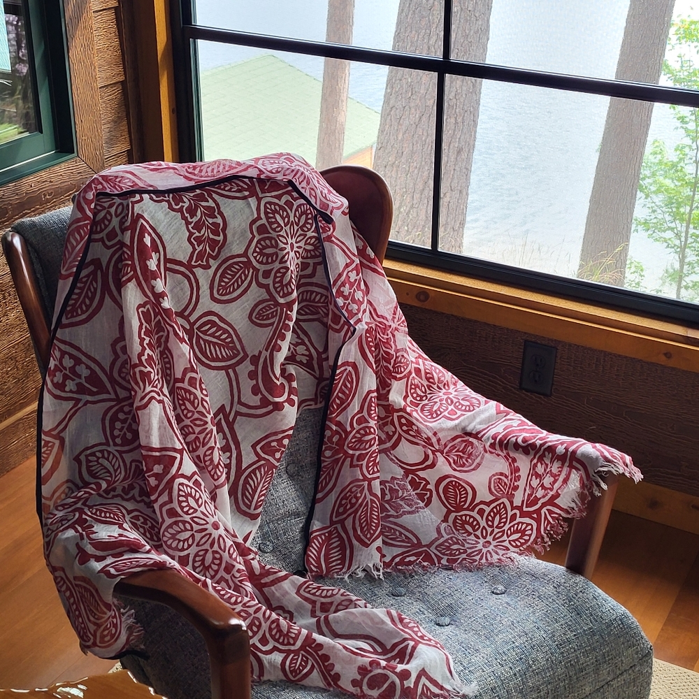 Altea Deep Red and Cream Floral Flax Blend Floral Boho Scarf 🇧🇬 Italian Made